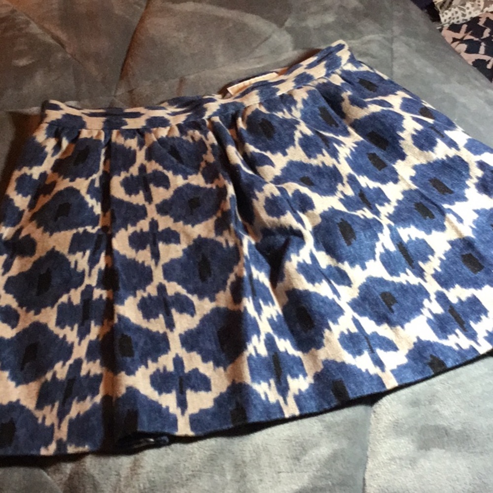 Michael Kors 1 pocket skirt size 8